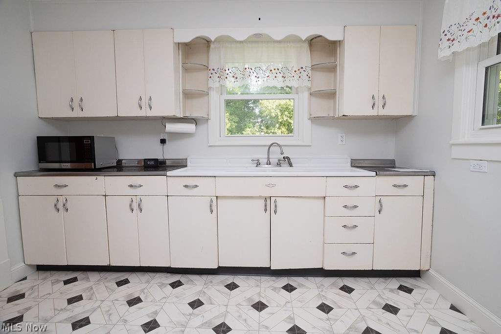 26240 Pettibone Road Bedford OH 44146