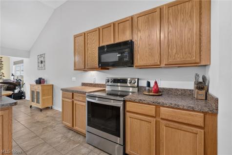 8316 Chesapeake Drive North Ridgeville OH 44039