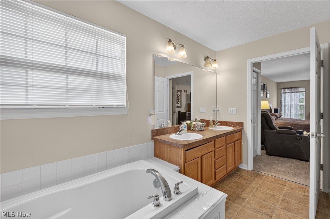 8316 Chesapeake Drive North Ridgeville OH 44039