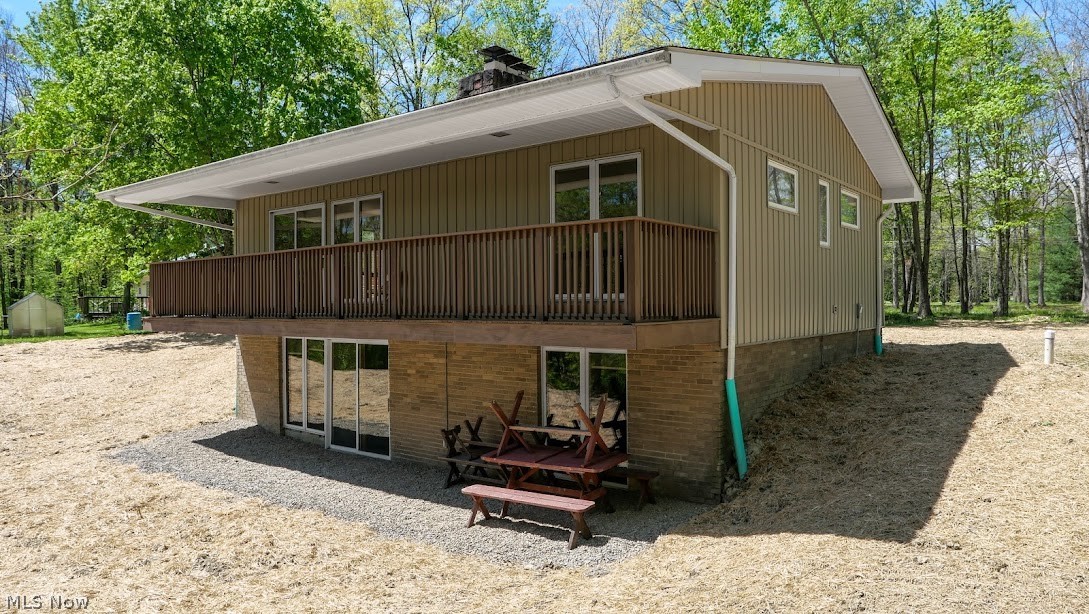 4960 W Lagoon Road West Farmington OH 44491