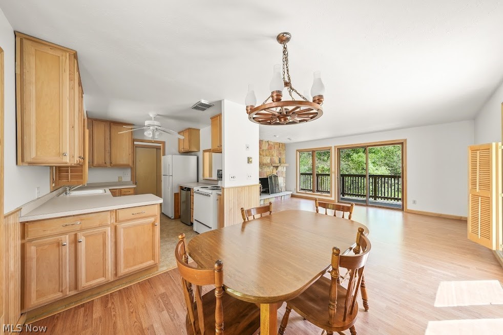 4960 W Lagoon Road West Farmington OH 44491