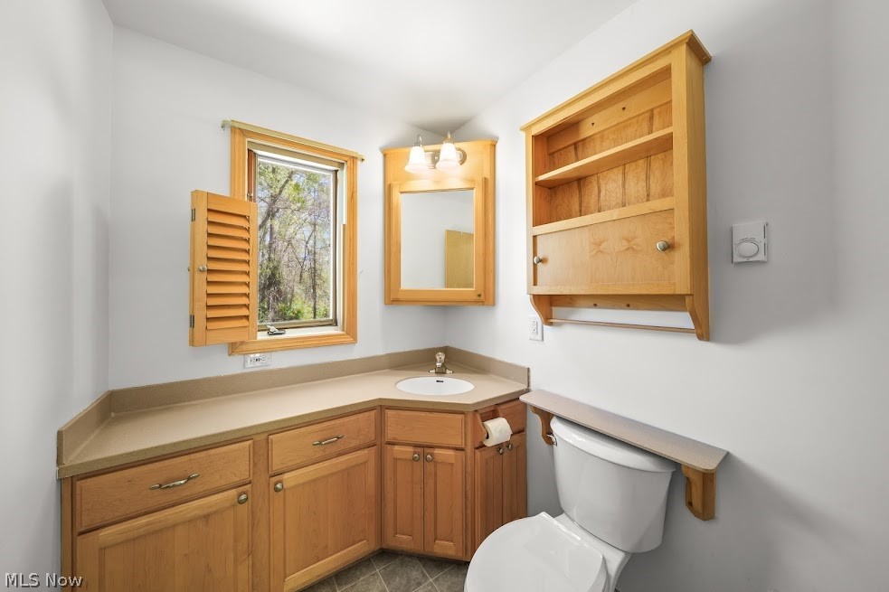 4960 W Lagoon Road West Farmington OH 44491