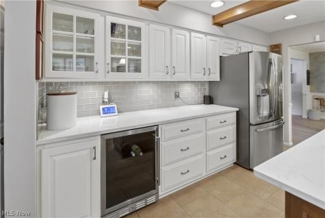 126 Westchester Drive Amherst OH 44001