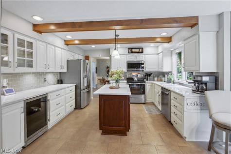 126 Westchester Drive Amherst OH 44001