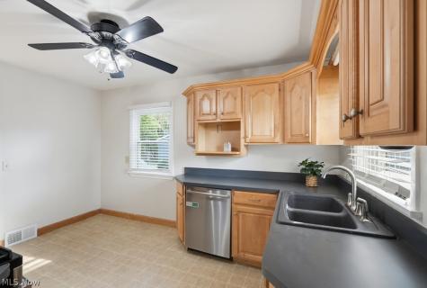 1539 Vine Street Kent OH 44240