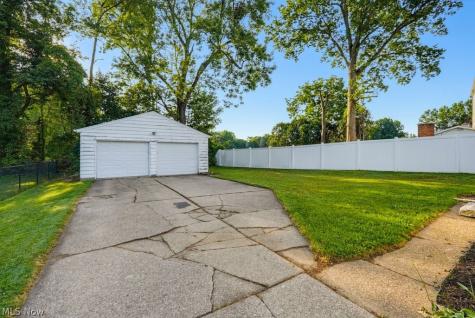 1539 Vine Street Kent OH 44240