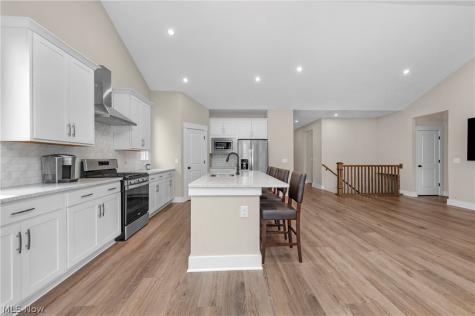 36732 Appian Way North Ridgeville OH 44039