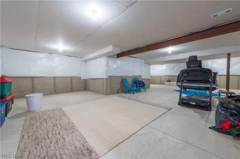 36732 Appian Way North Ridgeville OH 44039