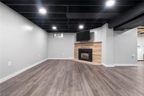4047 Steiner Road Creston OH 44217