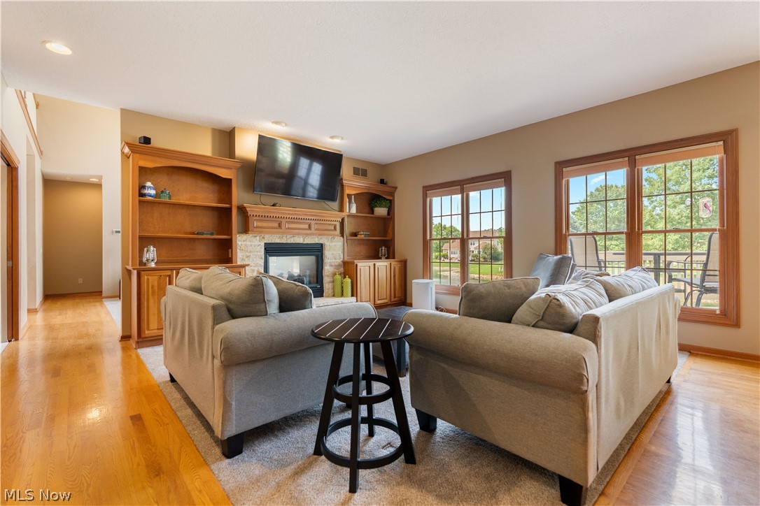 1597 Fallen Timber Street NE Canton OH 44721
