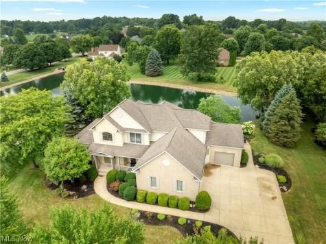 1597 Fallen Timber Street NE Canton OH 44721