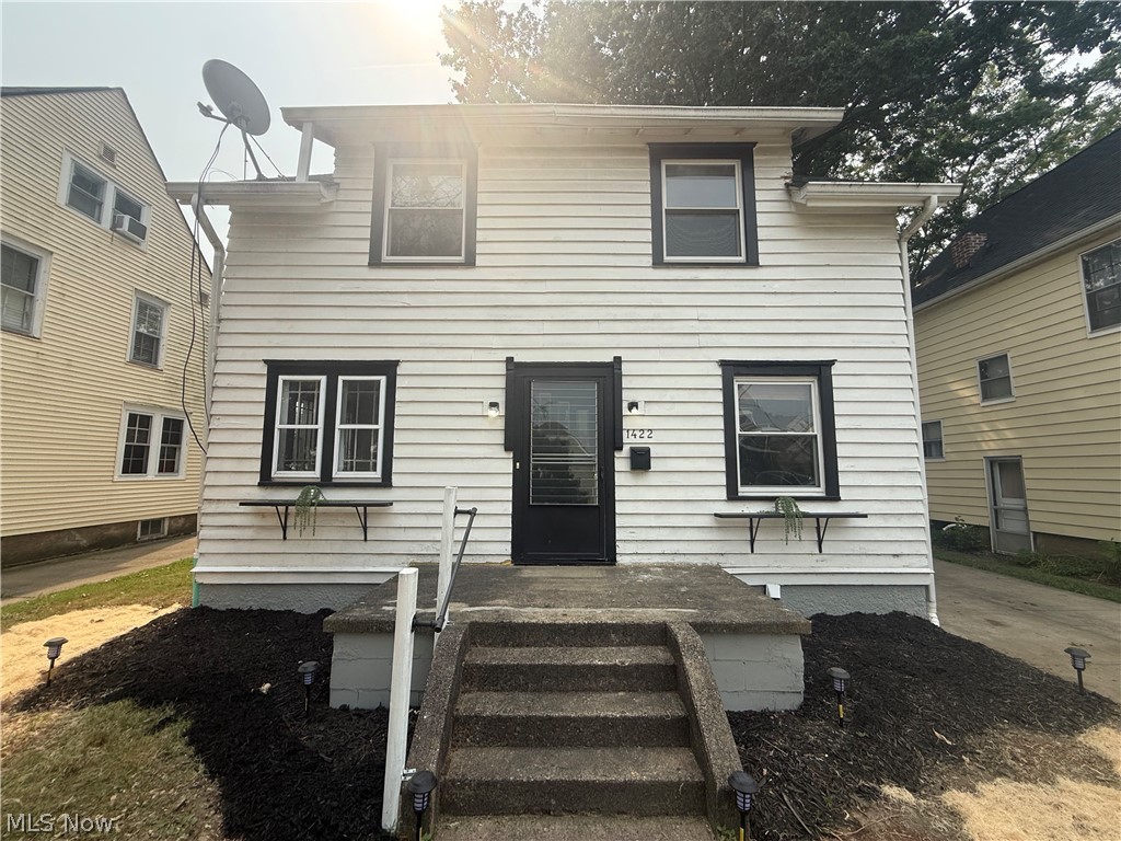 1422 Elder Avenue Akron OH 44301