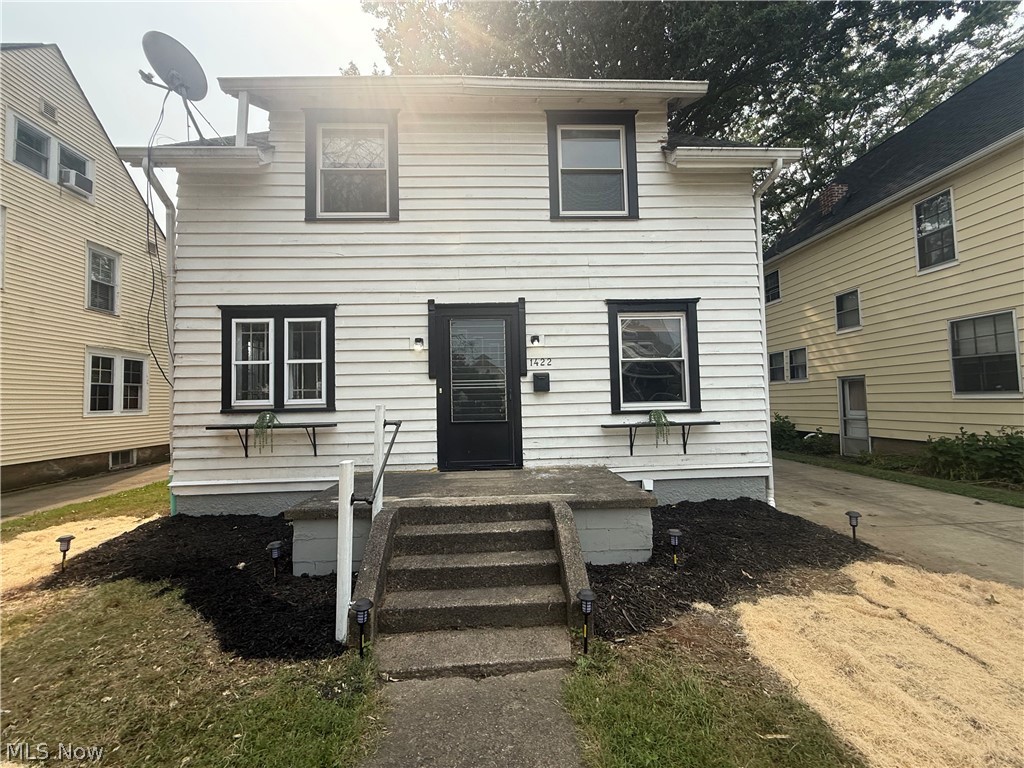 1422 Elder Avenue Akron OH 44301