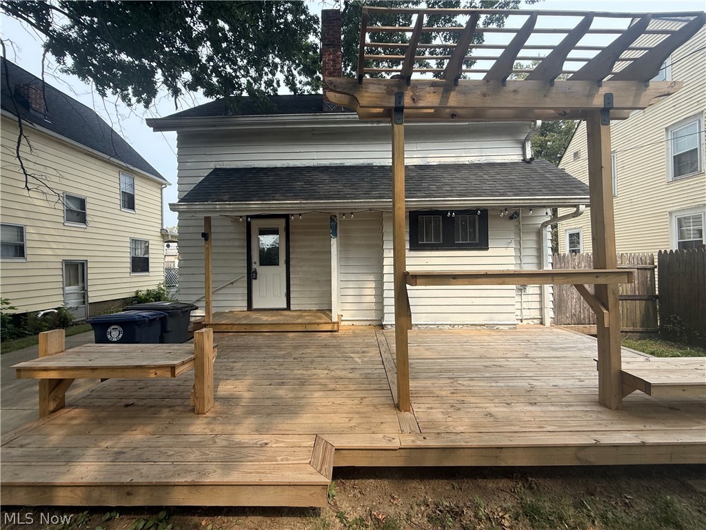 1422 Elder Avenue Akron OH 44301