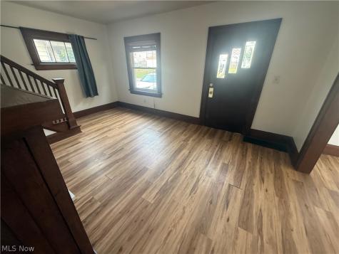 1422 Elder Avenue Akron OH 44301