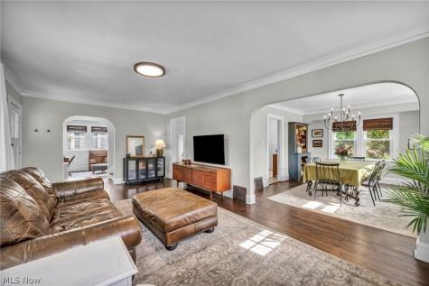73 Harnagy Street Berea OH 44017