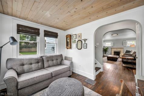 73 Harnagy Street Berea OH 44017
