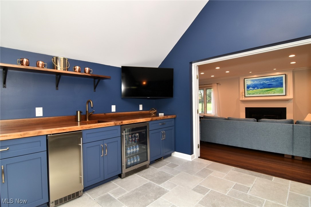 18400 Shelburne Road Shaker Heights OH 44118