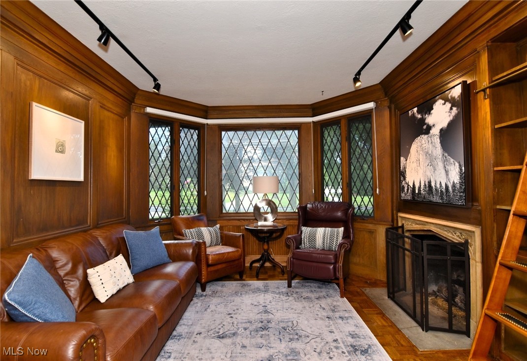 18400 Shelburne Road Shaker Heights OH 44118