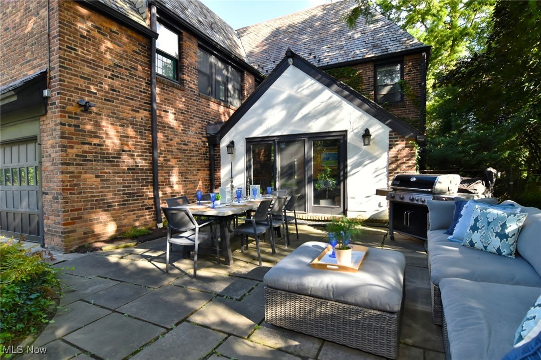 18400 Shelburne Road Shaker Heights OH 44118