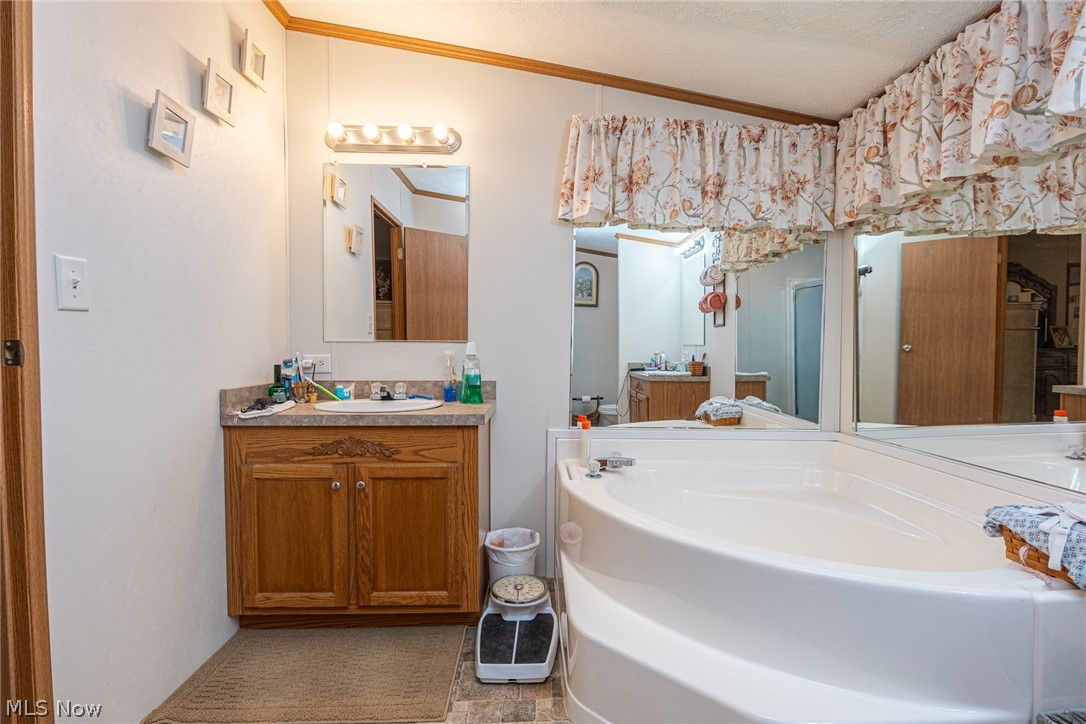 27880 Township Road 34 Warsaw OH 43844