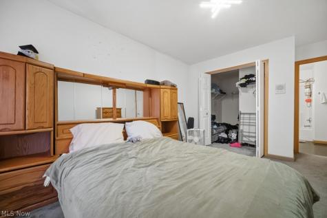 7322 Lexington Avenue Cleveland OH 44103