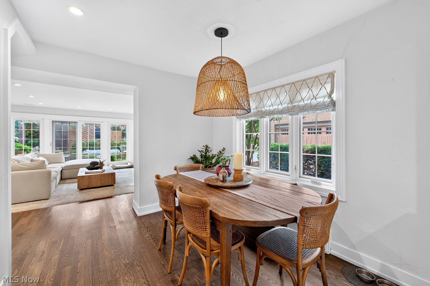75 Kensington Oval Rocky River OH 44116