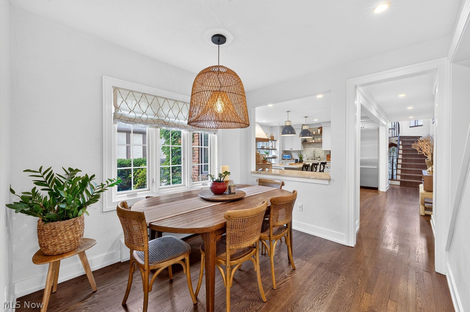75 Kensington Oval Rocky River OH 44116