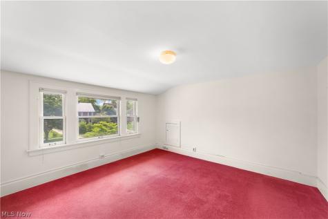 2476 Eaton Road University Heights OH 44118