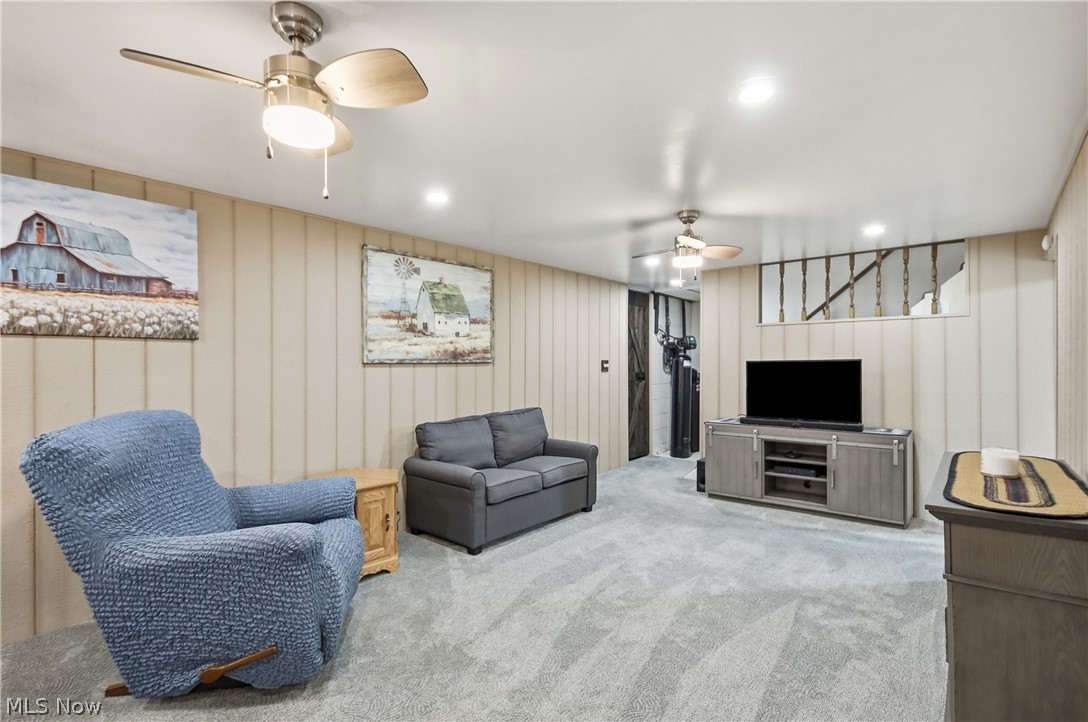 3274 S Carr Road Apple Creek OH 44606