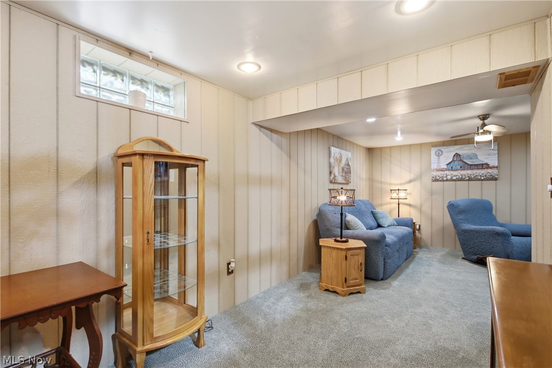 3274 S Carr Road Apple Creek OH 44606