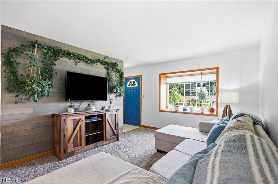 3274 S Carr Road Apple Creek OH 44606