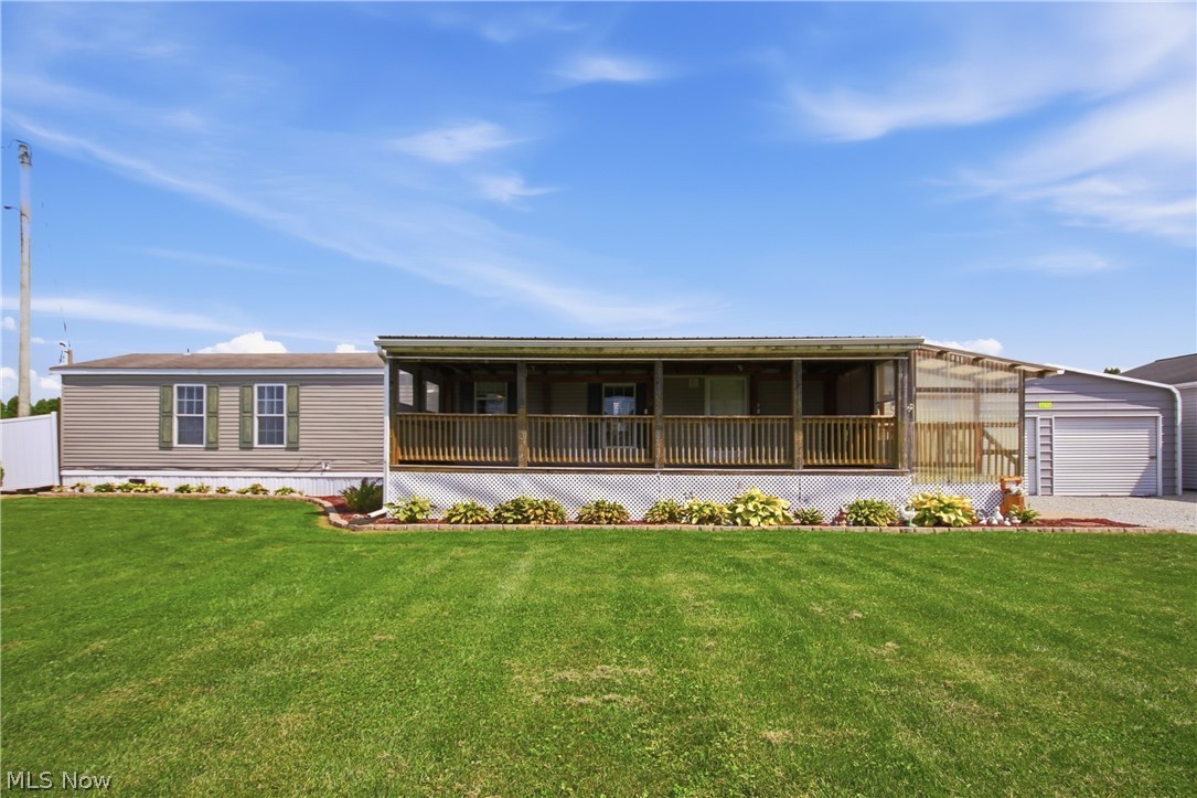 3274 S Carr Road Apple Creek OH 44606