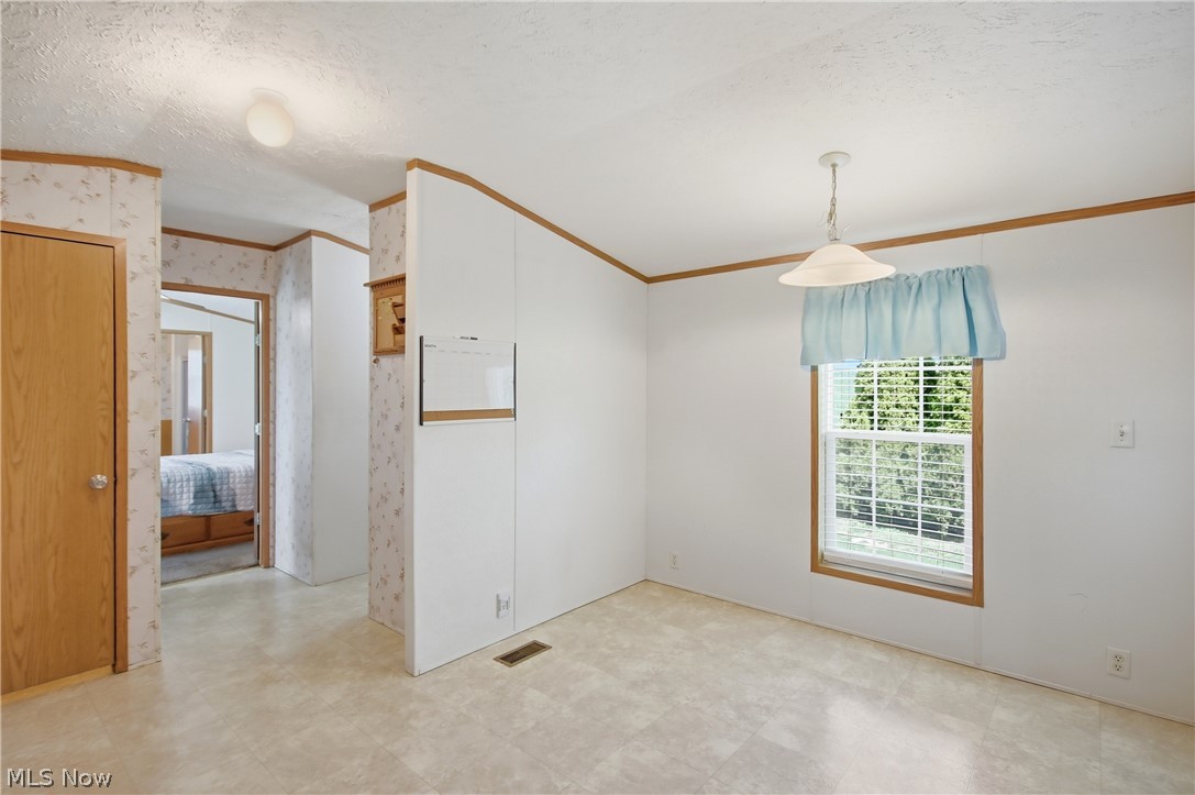 3274 S Carr Road Apple Creek OH 44606