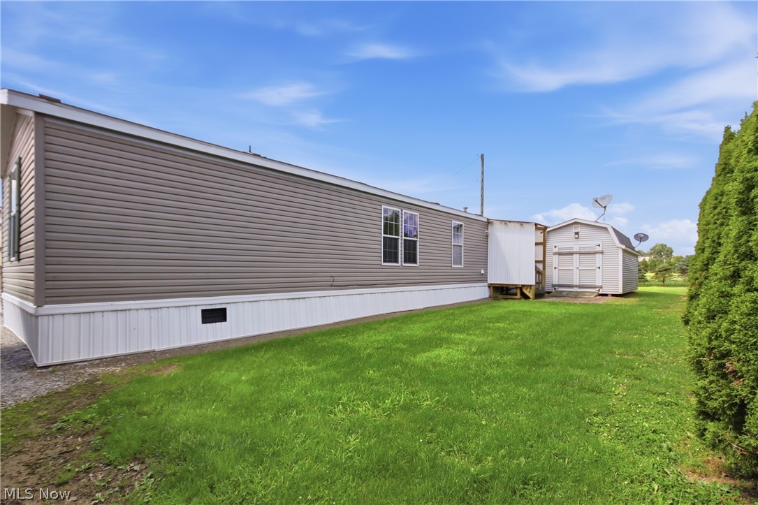 3274 S Carr Road Apple Creek OH 44606