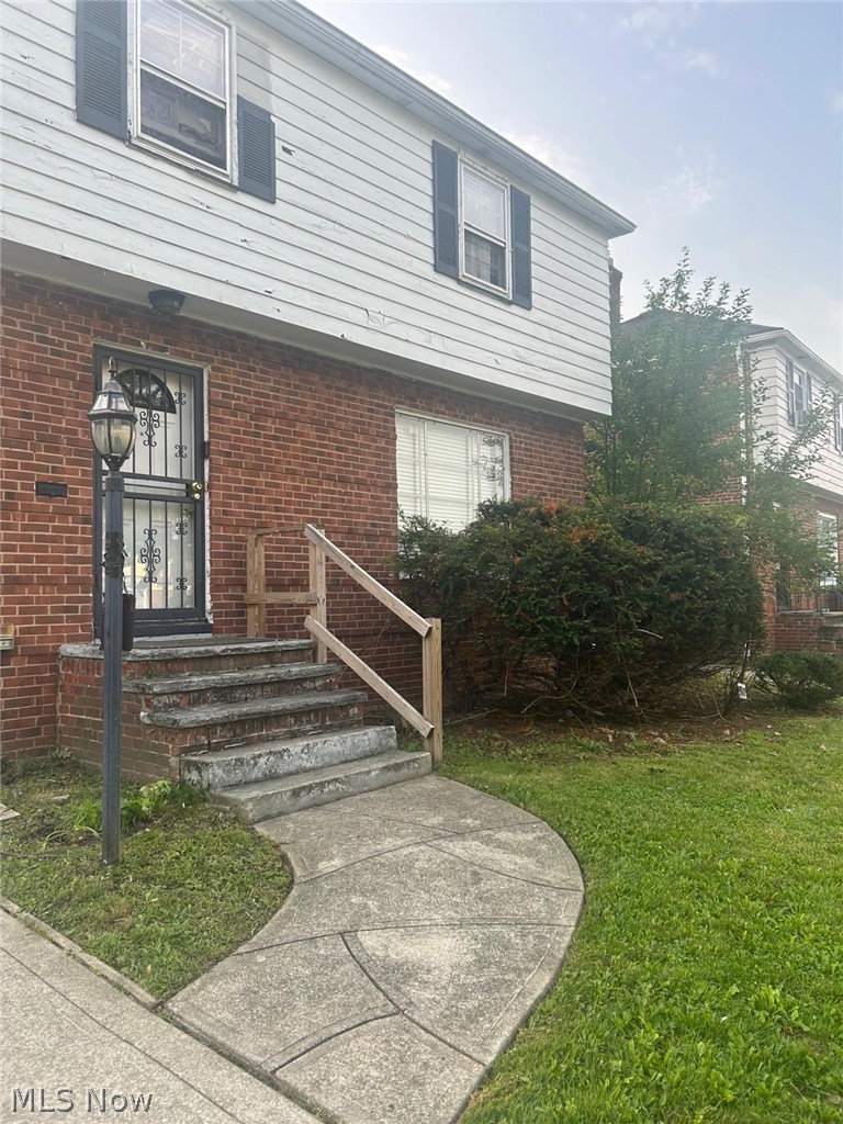 3881 E 155th Street Cleveland OH 44128