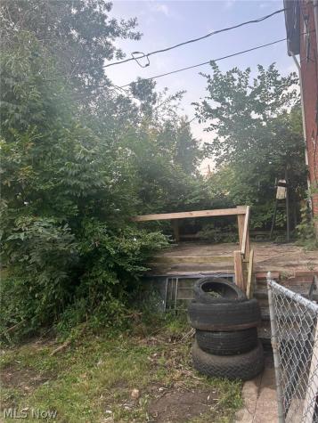 3881 E 155th Street Cleveland OH 44128