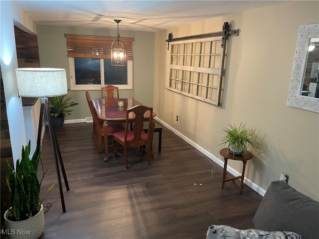 8902 Lincolnshire Boulevard Strongsville OH 44149