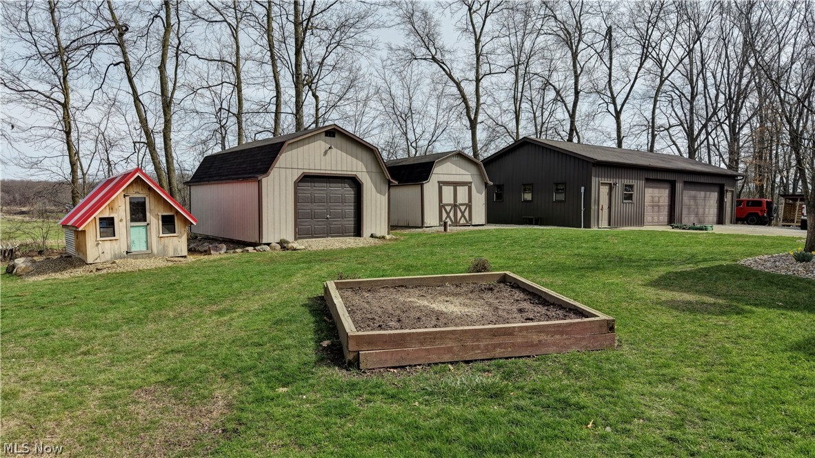 8045 Mcfadden Road Shreve OH 44676