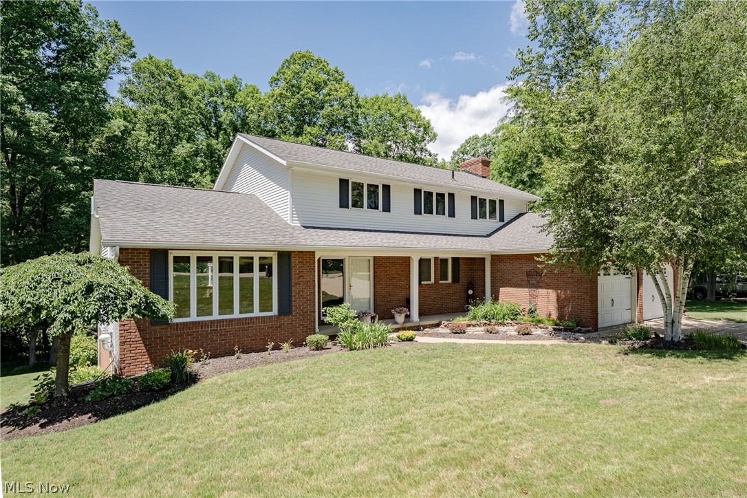 8515 Scenicridge Avenue NW Clinton OH 44216