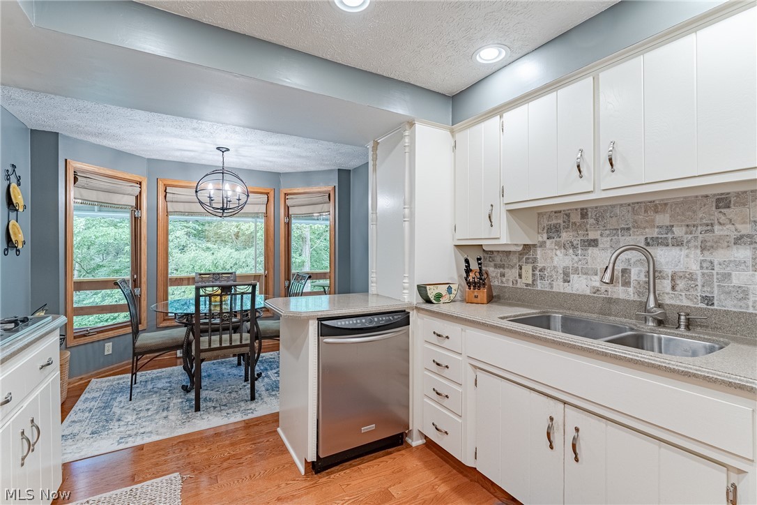 8515 Scenicridge Avenue NW Clinton OH 44216