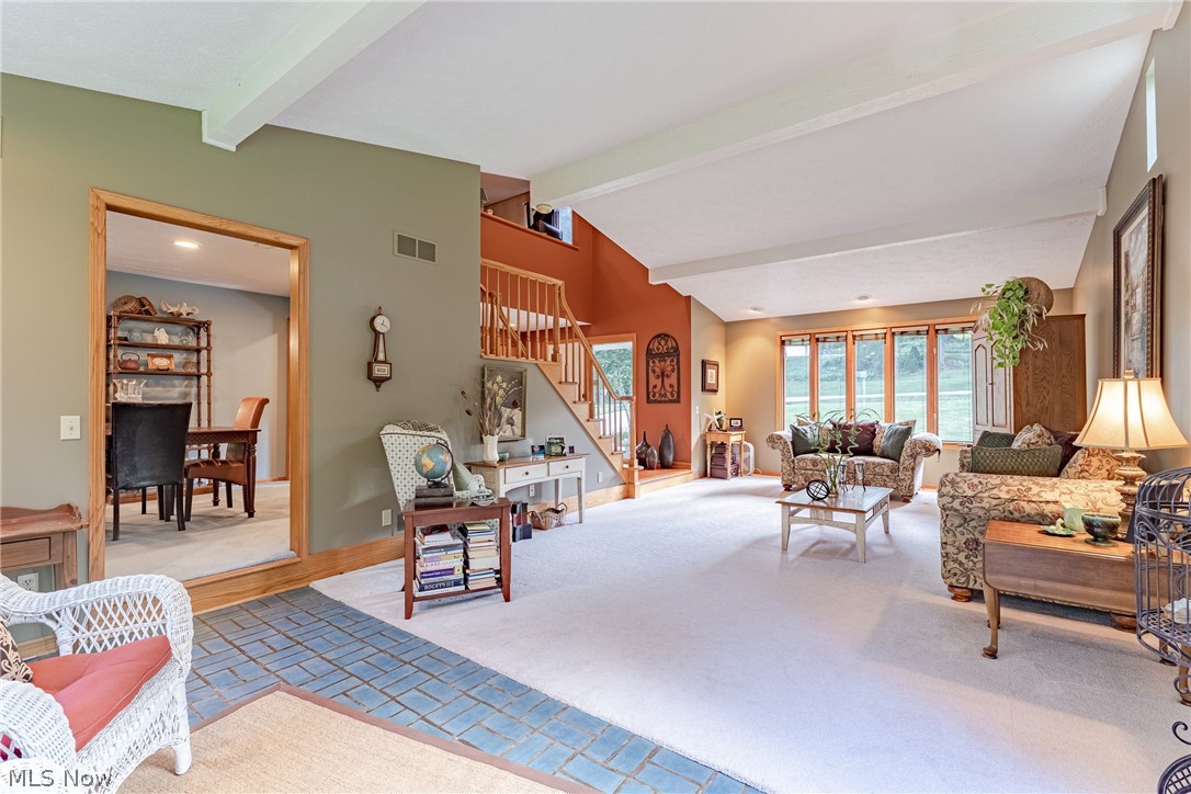 8515 Scenicridge Avenue NW Clinton OH 44216