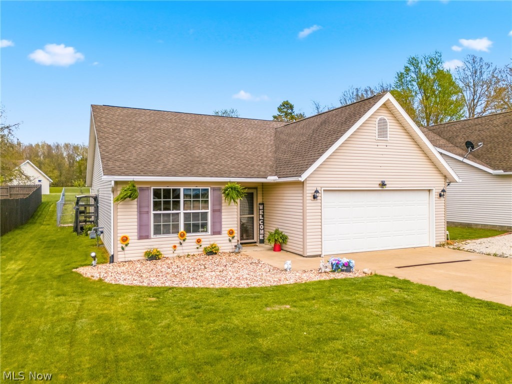 326 Park Drive SE Brewster OH 44613