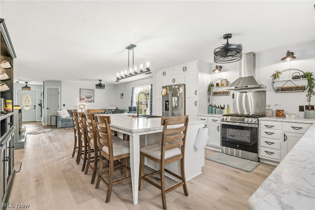 326 Park Drive SE Brewster OH 44613