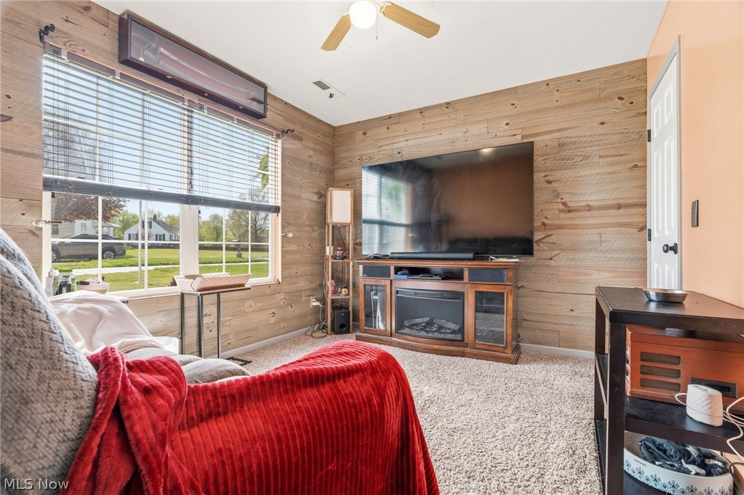 326 Park Drive SE Brewster OH 44613