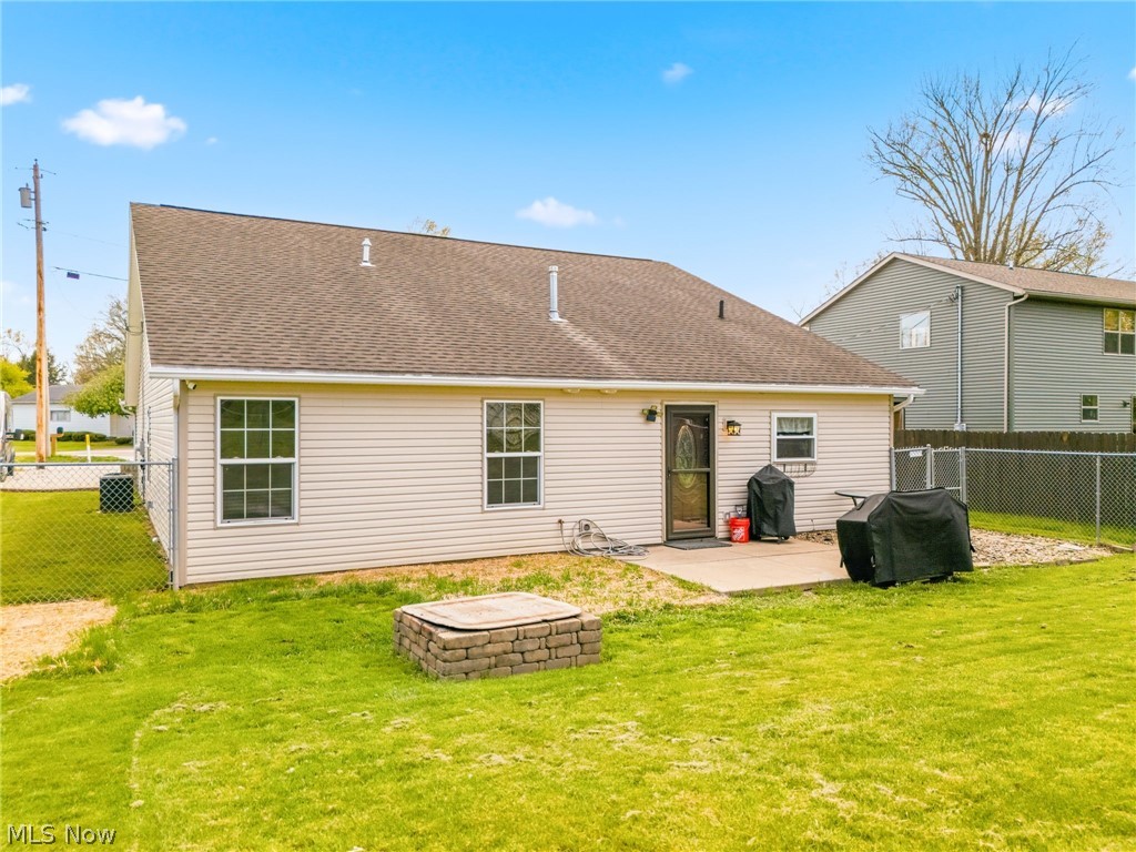 326 Park Drive SE Brewster OH 44613