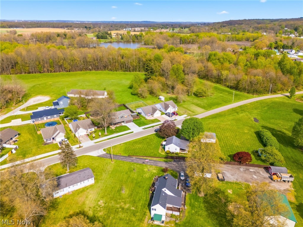 326 Park Drive SE Brewster OH 44613