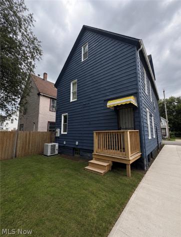 2201 E 86th Street Cleveland OH 44106