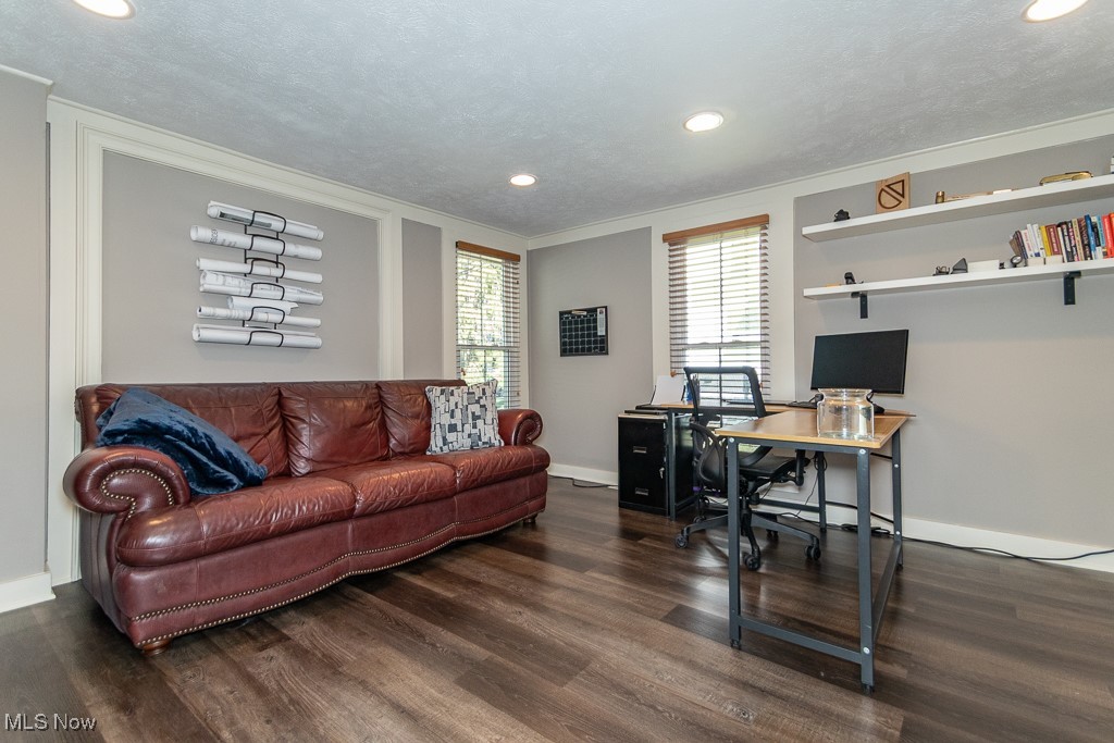 37848 Euclid Avenue Willoughby OH 44094