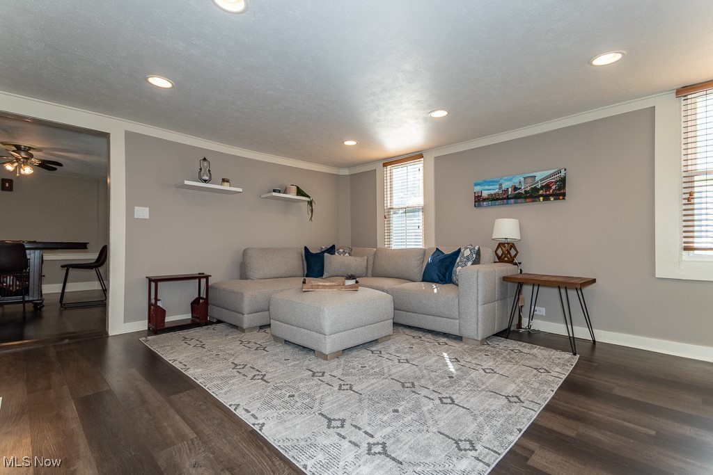 37848 Euclid Avenue Willoughby OH 44094